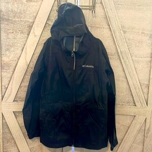Columbia hooded windbreaker/raincoat